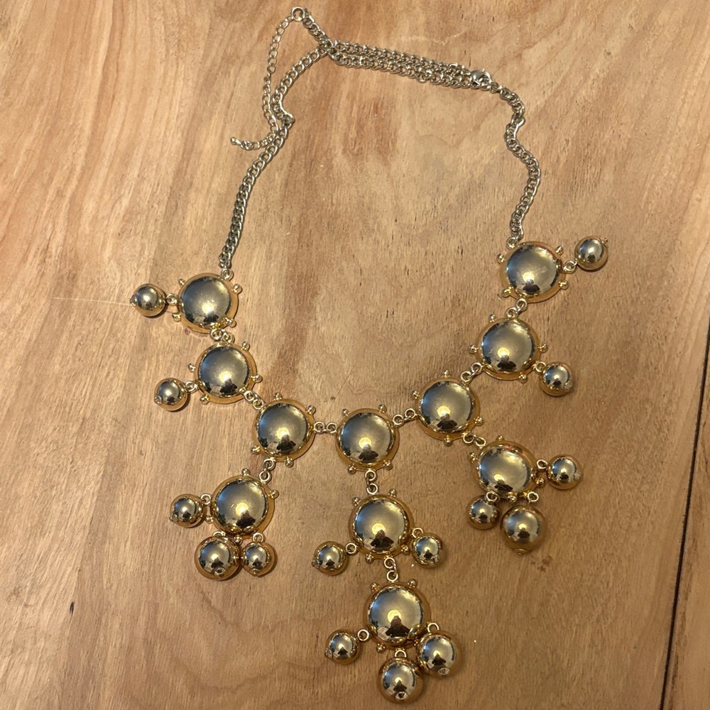 Gorgeous Gold statement necklace